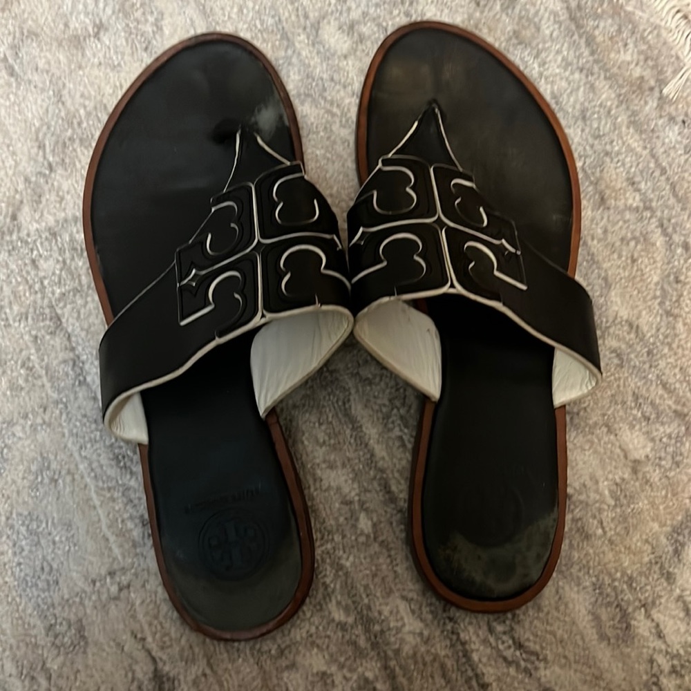 Tory Burch size 7 sandal